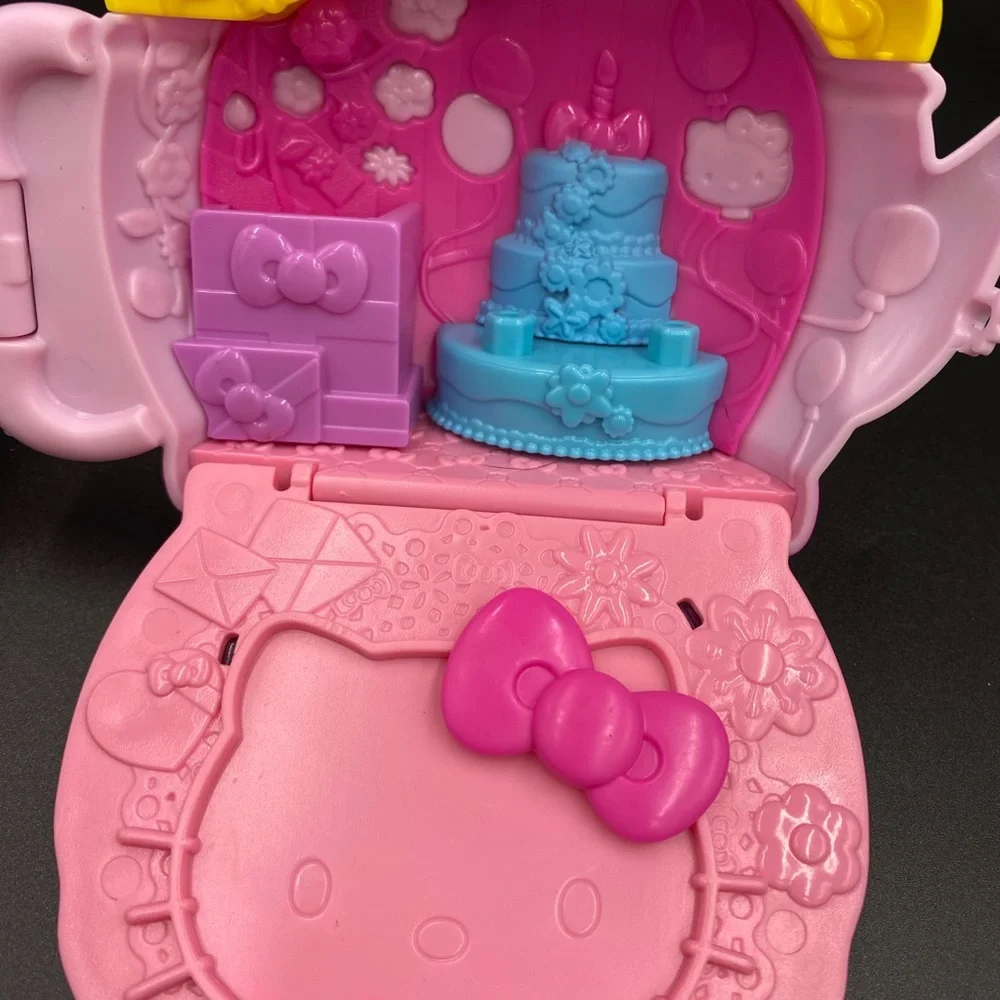 Hello Kitty tea party compact Sanrio mini toy